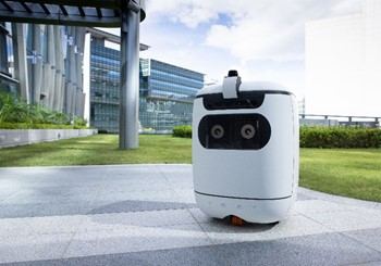 Enjoy Tailored Smart Robot Disinfection Services